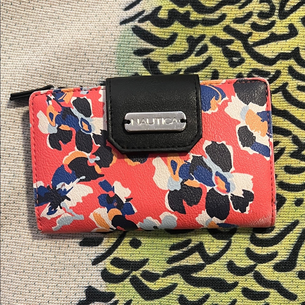 Nautica Coral and Black Floral Wallet